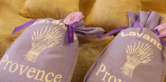 4 sposoby zachwycisz swoje otoczenie za pomocą woreczków satynowych