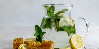 Jak usunąć złogi w jelitach?