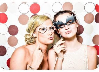 Sprawdź, jak szybko wykonać trwały makijaż na studniówkę 2019 w kilku prostych krokach!