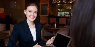 garnitur damski - kiedy nosić?