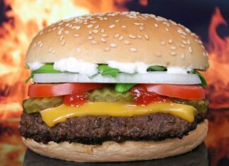 Jak szybko upiąć włosy w kok? Jak szybko upiąć włosy w kok?