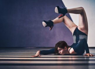 Czy botki pasują do spódnicy? Czy botki pasują do spódnicy?