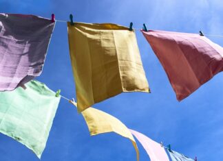 Jak poszerzyć spodnie w ciąży?