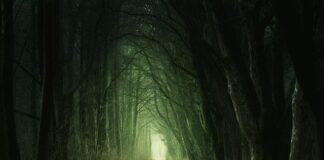 Co oznacza zielona nitka na nadgarstku?