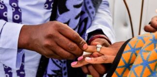 Jakimi słowami kończy się przysięga małżeńska?