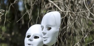 Co jest droższe Yes czy Apart?