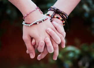 Jakie bransoletki na szczęście? Jakie bransoletki na szczęście?