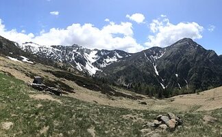 Jak się zachować przy otwartej trumnie?