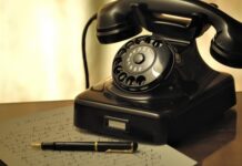 Po co jest obrotowa tarcza w zegarku?