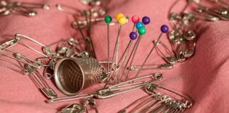 Które palce u nóg skleić do szpilek?