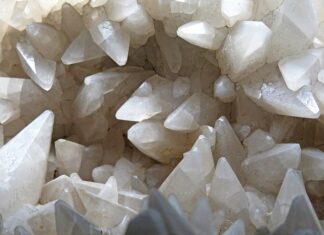 Od którego miesiąca ciąży można jeździć bez pasów?