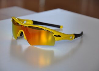 Skąd sprowadzać markowe ciuchy? Skąd sprowadzać markowe ciuchy?